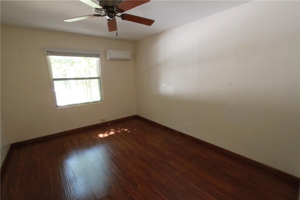 2305 Wilke Dr - Photo 8