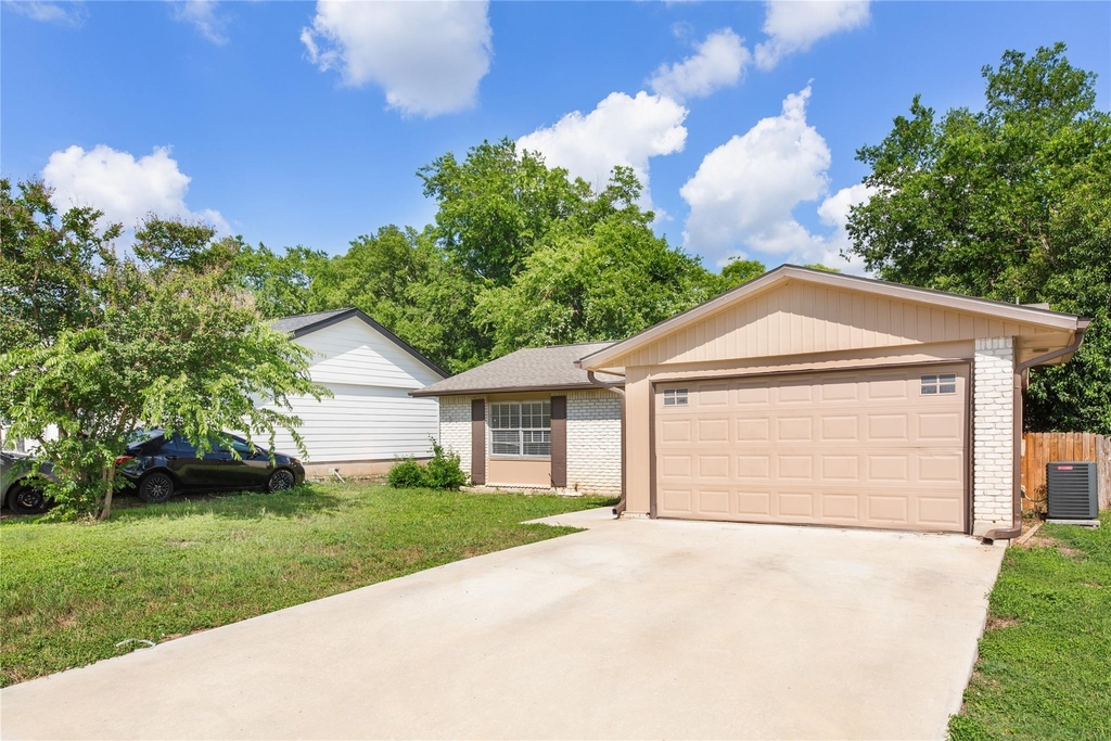 6601 Stonleigh Pl - Photo 0