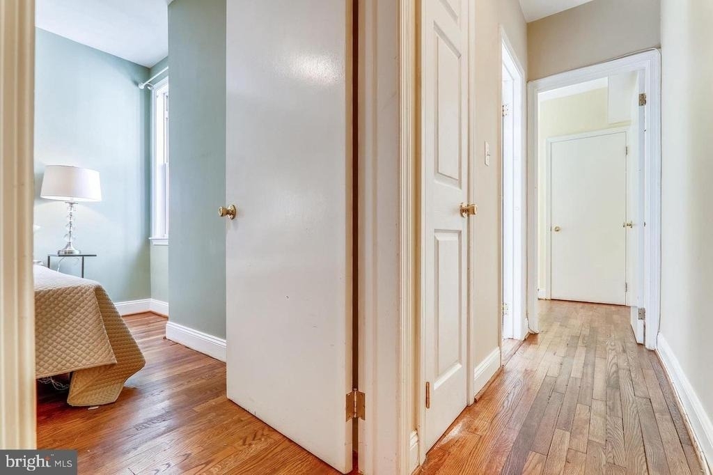 806 New Hampshire Avenue Nw - Photo 7