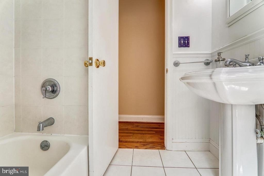 806 New Hampshire Avenue Nw - Photo 29