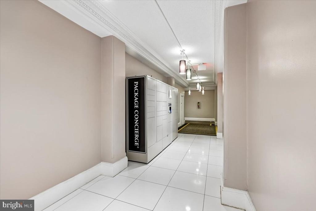 1401 Columbia Road Nw - Photo 6