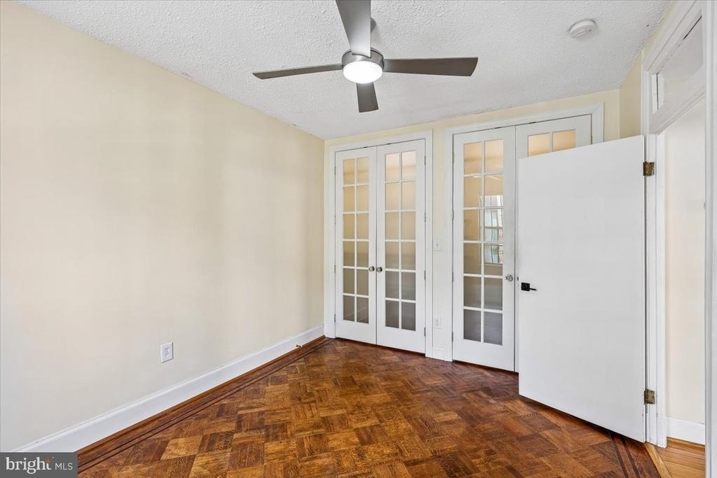 1401 Columbia Road Nw - Photo 22