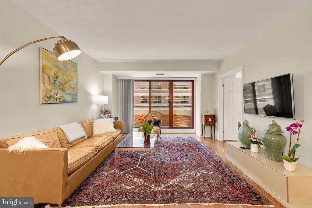 2301 N Street Nw - Photo 4