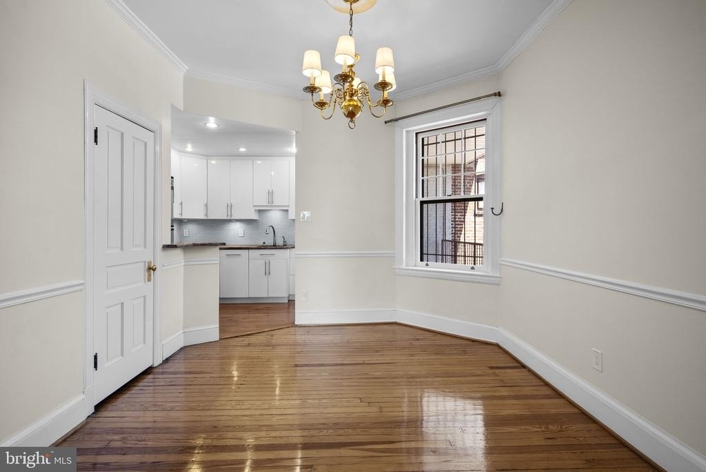 3014 Dent Place Nw - Photo 8