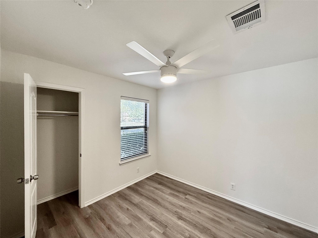 240 New Country Rd - Photo 9