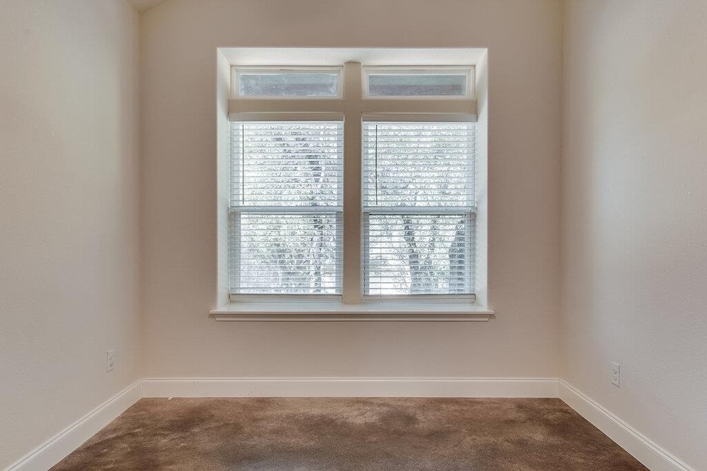 21501 Patton Ave - Photo 14