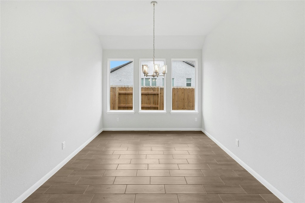 161 Smithsonian Ln - Photo 3