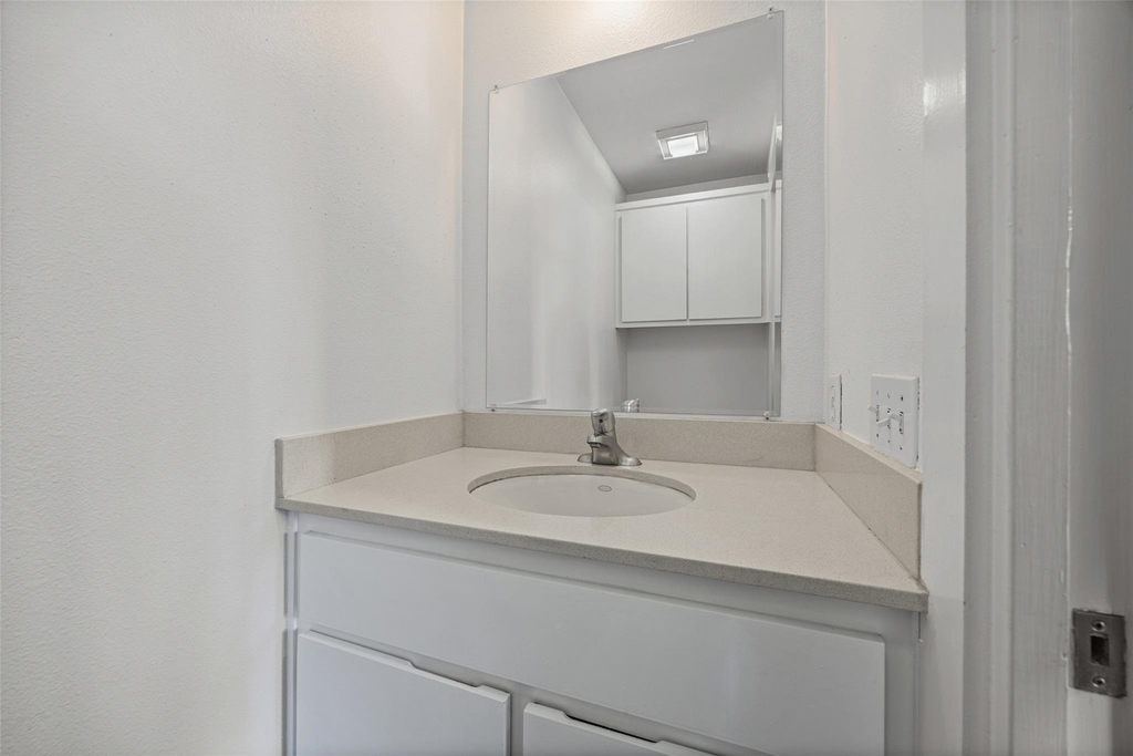 1301 San Bernard St - Photo 21