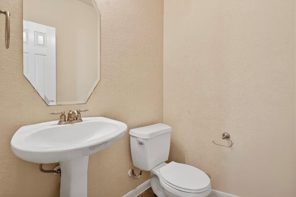 4489 Western Lake Dr - Photo 13