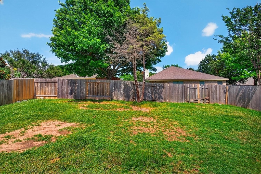 4489 Western Lake Dr - Photo 28