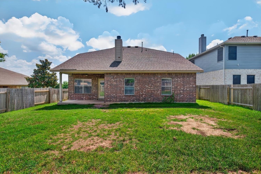 4489 Western Lake Dr - Photo 29
