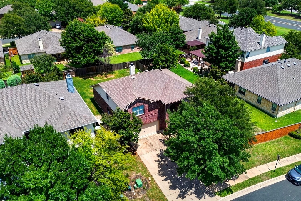 4489 Western Lake Dr - Photo 3