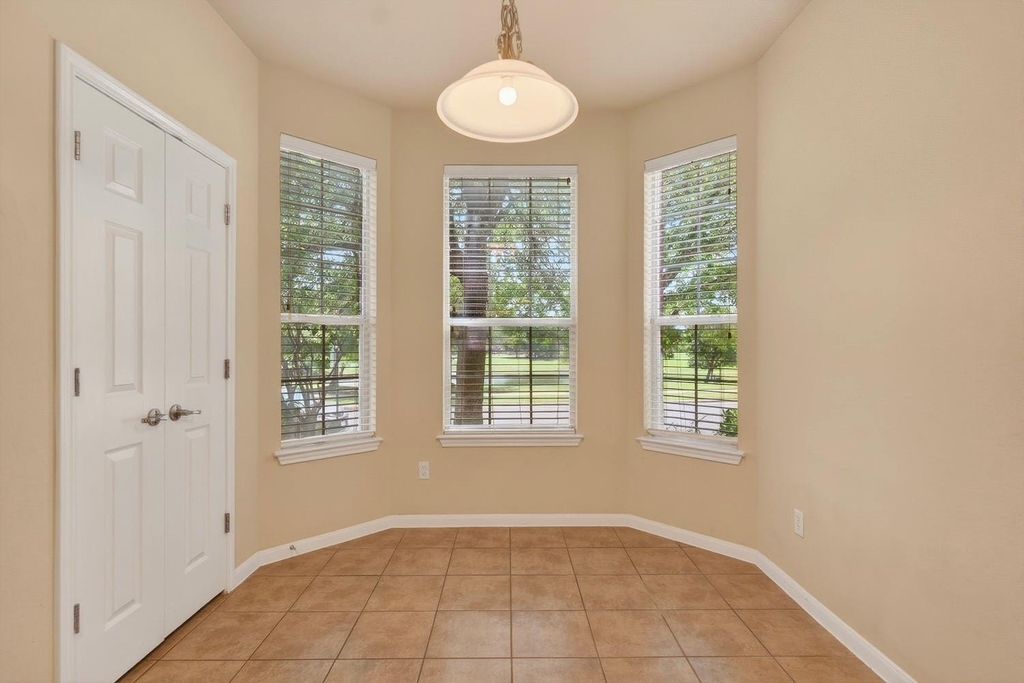 4489 Western Lake Dr - Photo 32