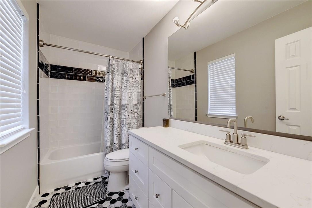 1700 Perez St - Photo 18