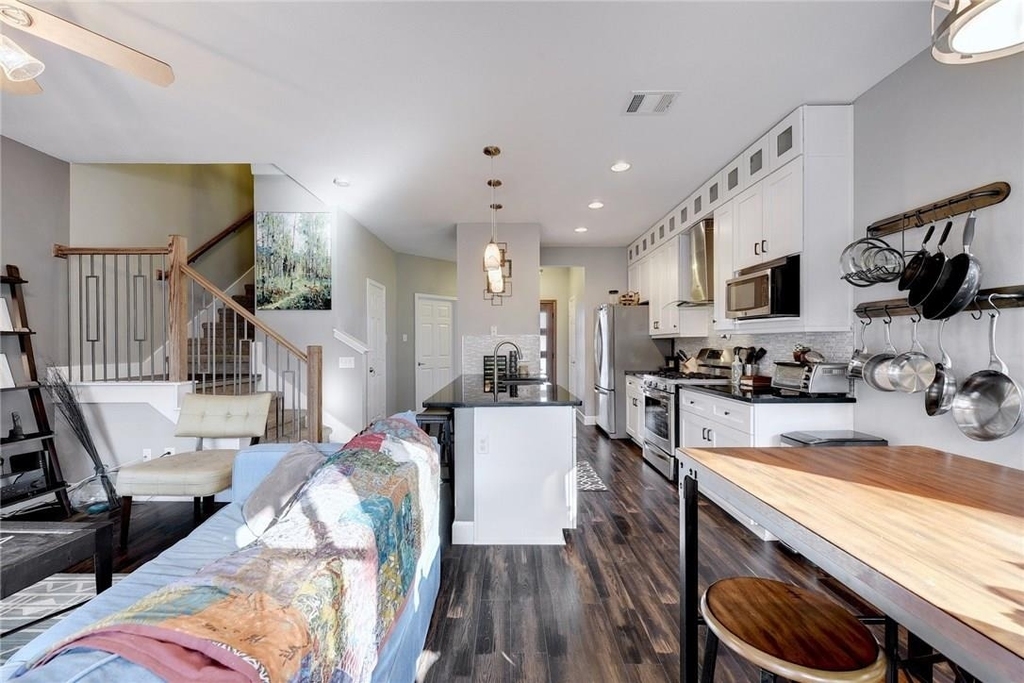 1700 Perez St - Photo 12