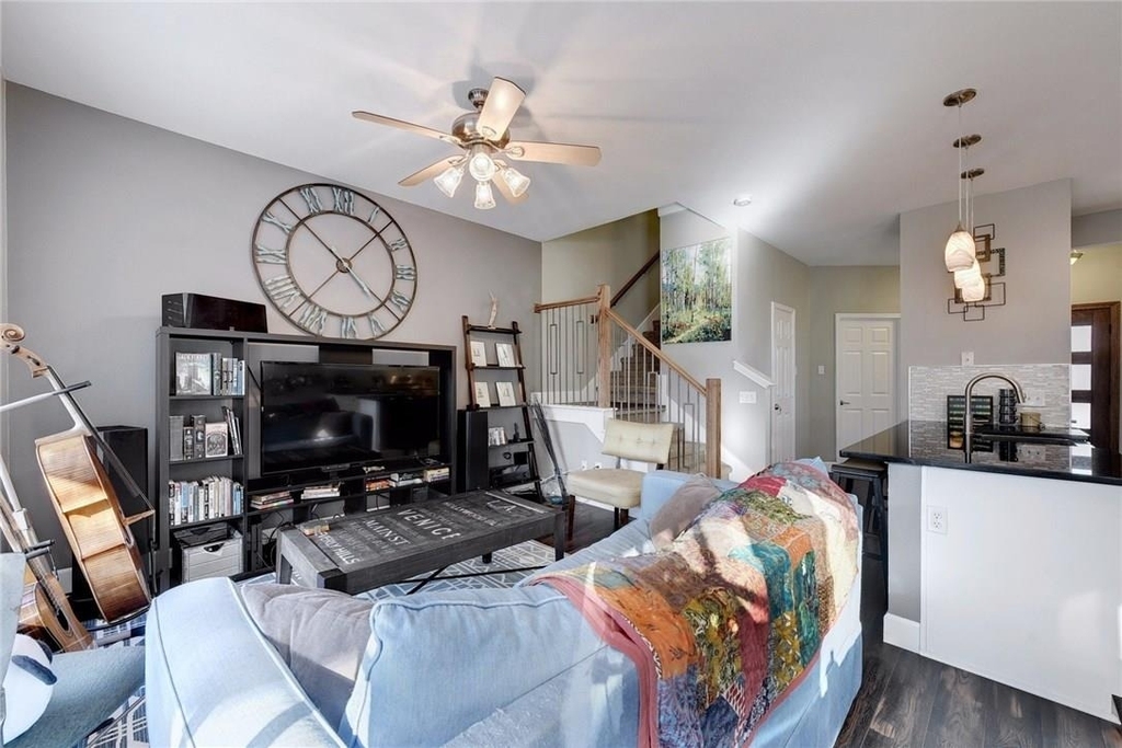 1700 Perez St - Photo 6