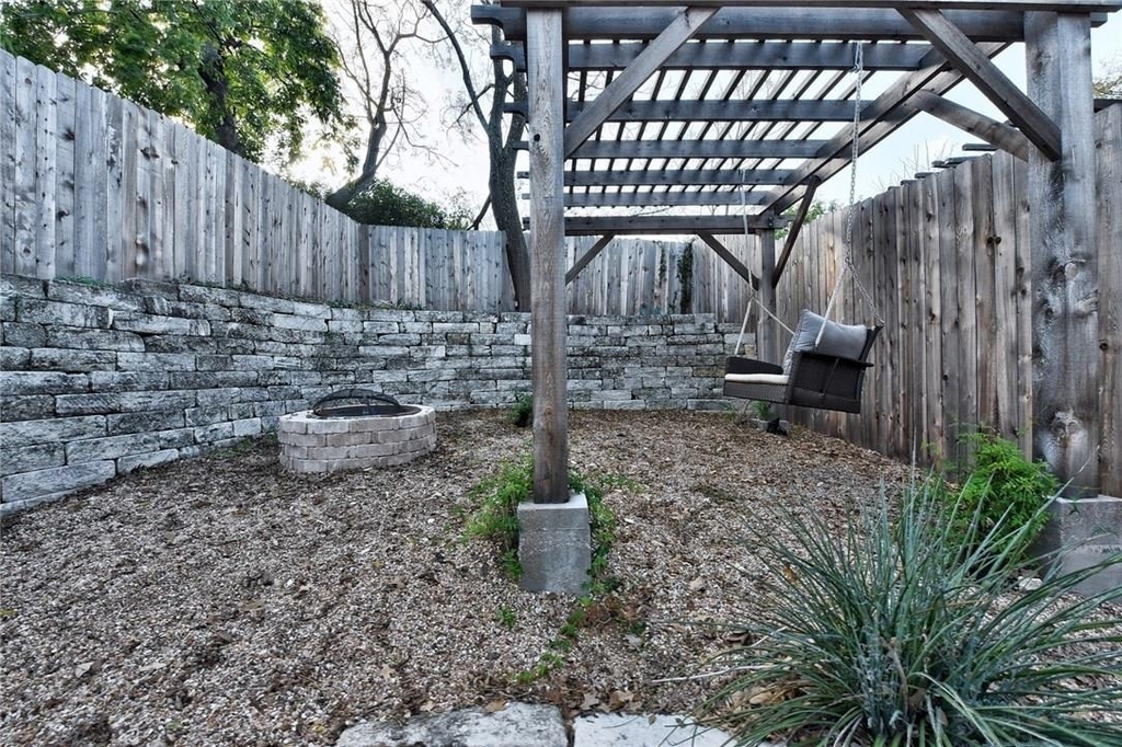 1700 Perez St - Photo 23