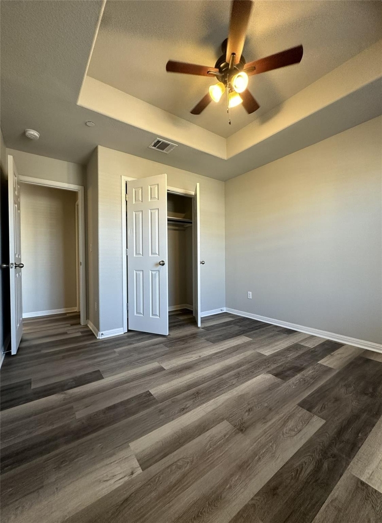 1701 S Bell Blvd - Photo 18