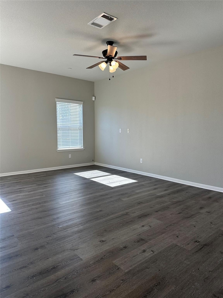 1701 S Bell Blvd - Photo 6