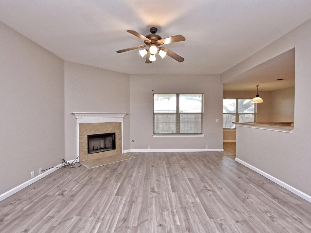 2300 Amy Lynn Ln - Photo 3