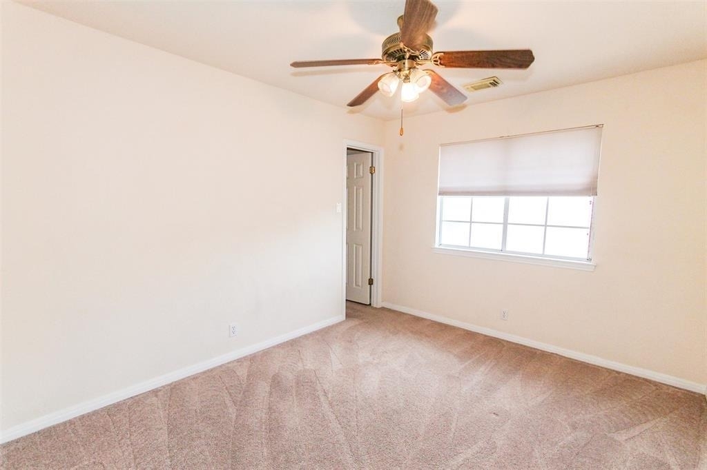 5921 Back Bay Ln - Photo 19