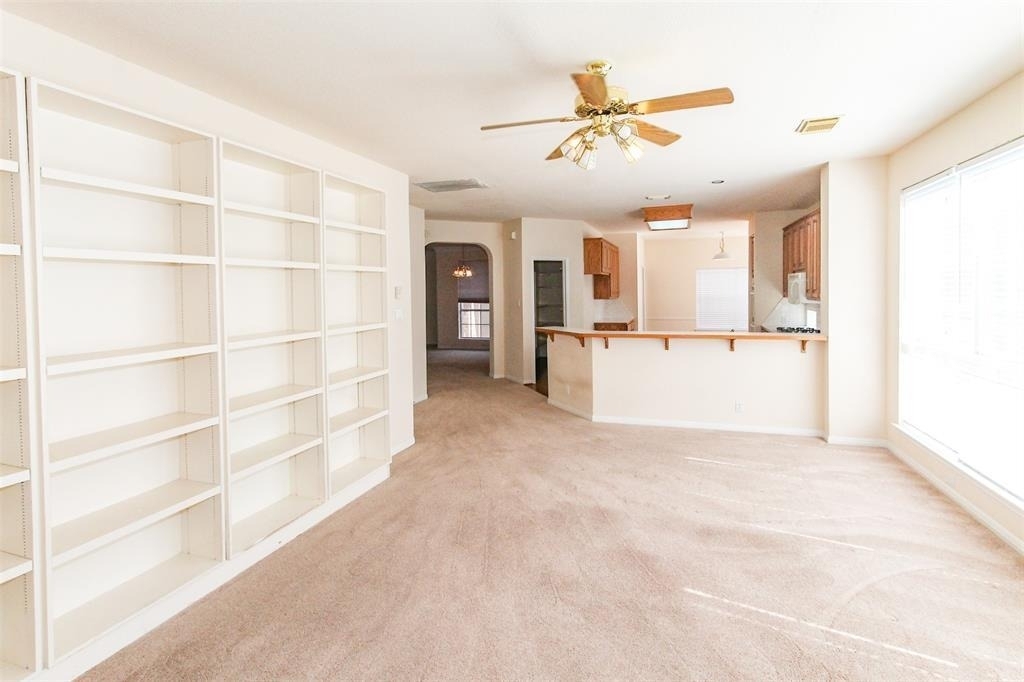5921 Back Bay Ln - Photo 7