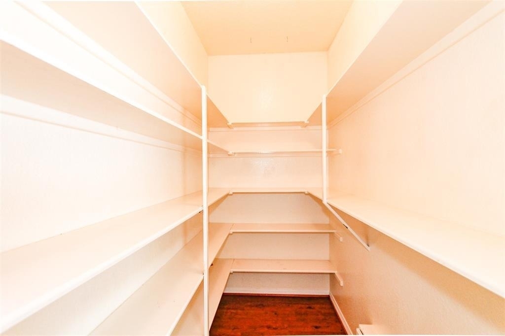 5921 Back Bay Ln - Photo 9