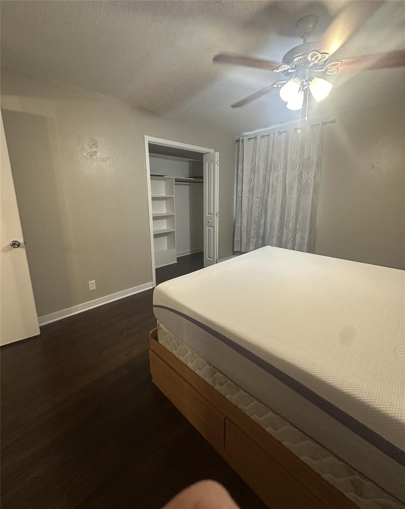 7409 Shadow Hill Dr - Photo 14
