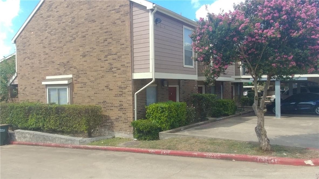 2018 W Rundberg Ln - Photo 0