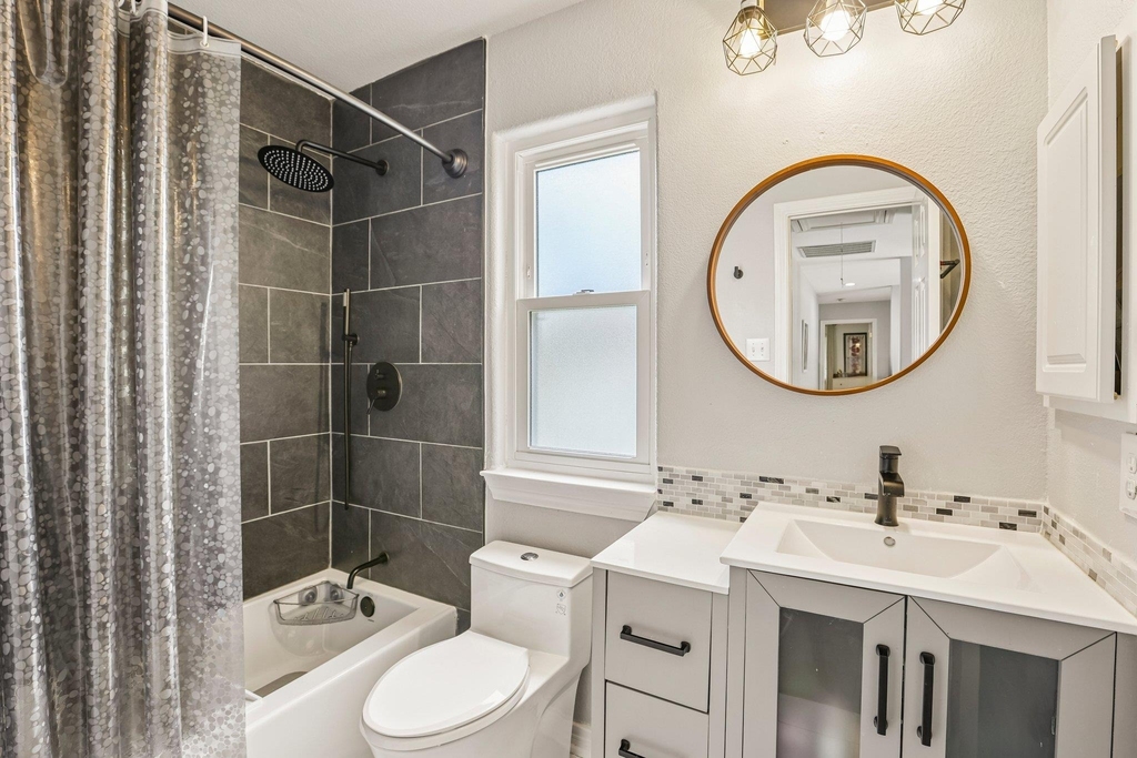 11937 Portobella Dr - Photo 19