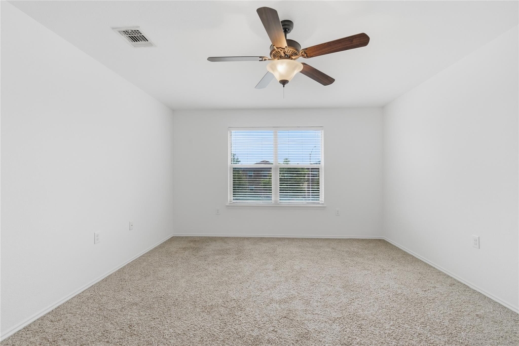 11200 Drumellan St - Photo 35