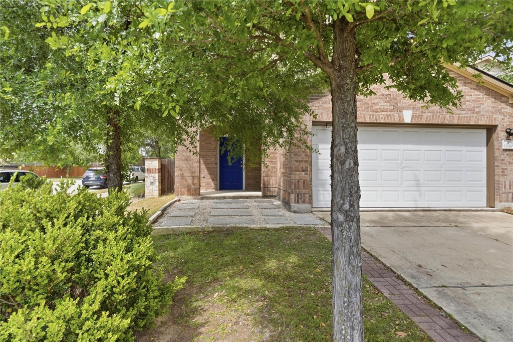 11200 Drumellan St - Photo 2