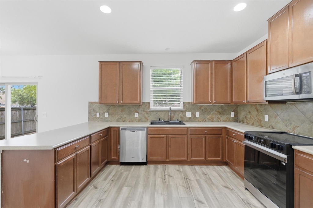 11200 Drumellan St - Photo 23