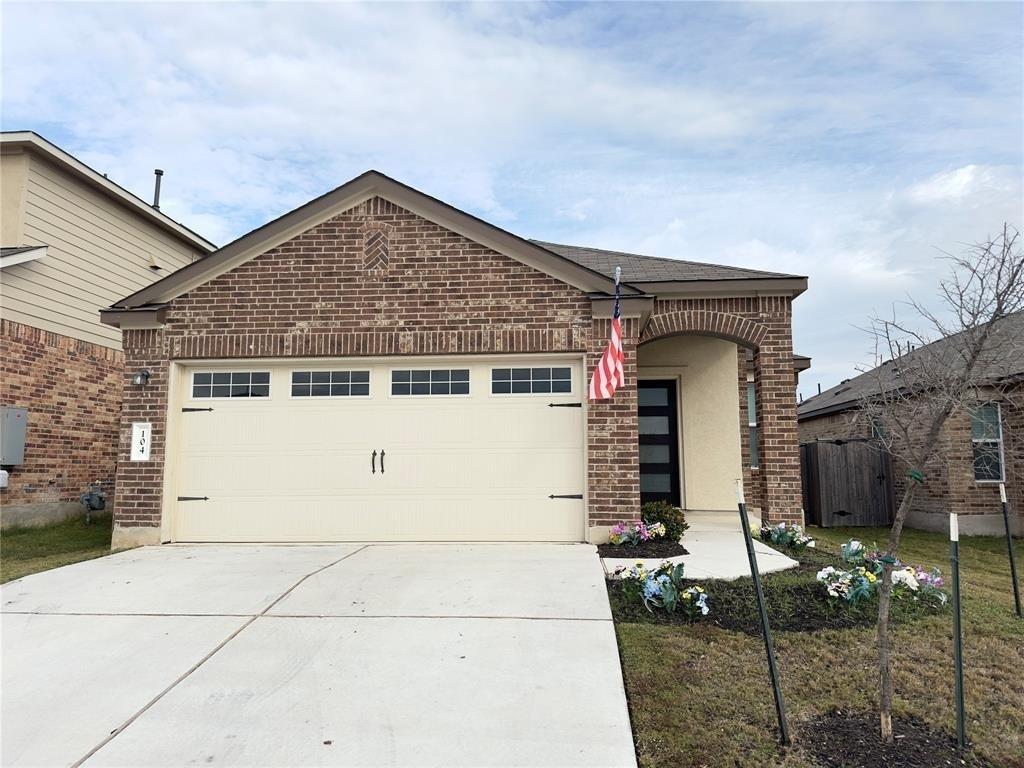 104 Milliner Loop - Photo 0