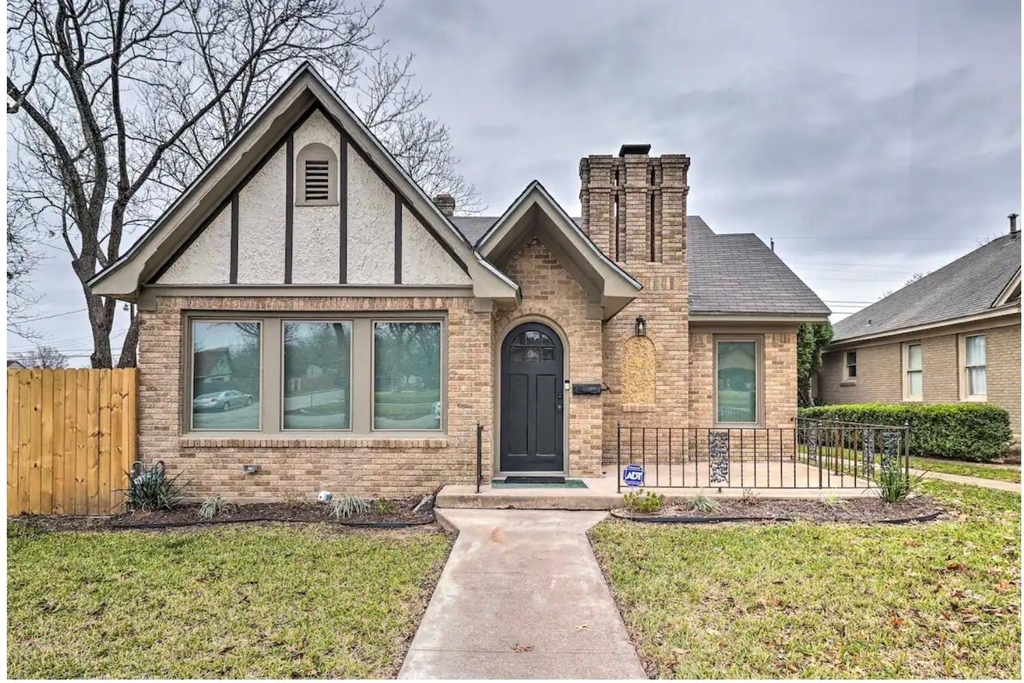1419 N 5th St - Photo 0