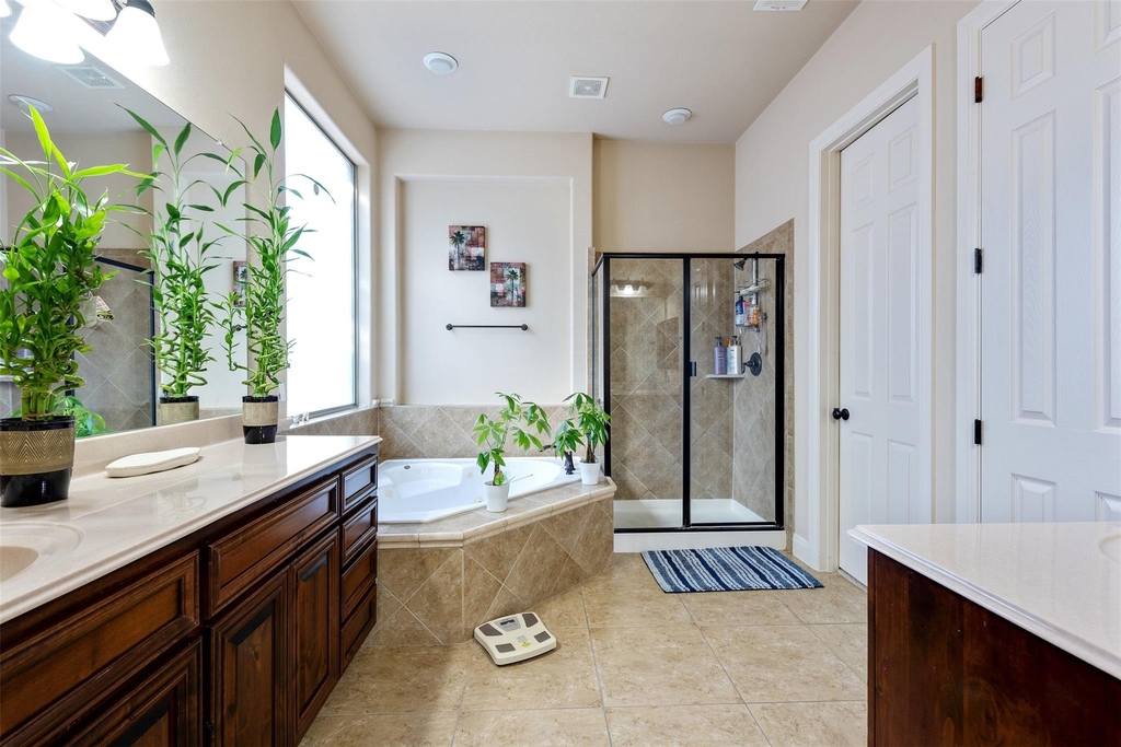 3808 Avery Woods Ln - Photo 9