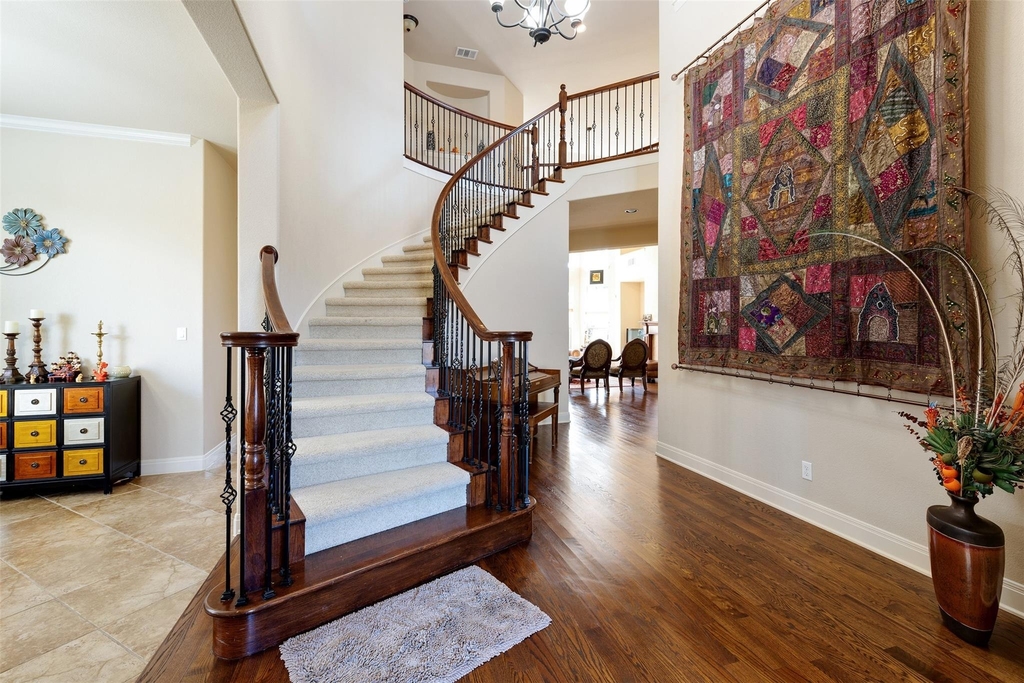 3808 Avery Woods Ln - Photo 2