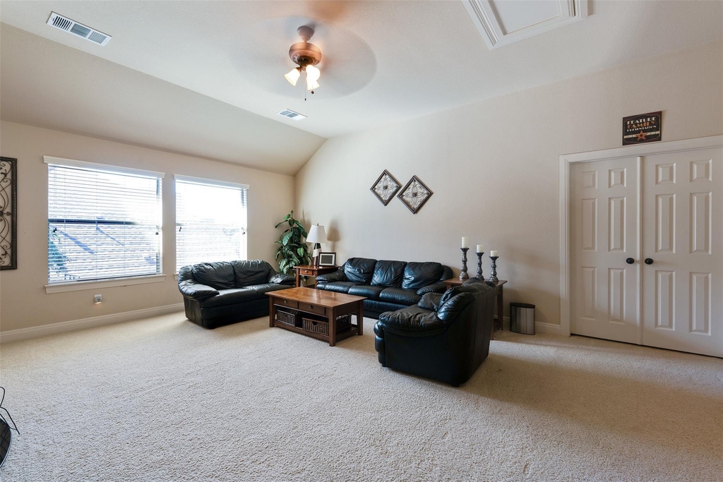 3808 Avery Woods Ln - Photo 10