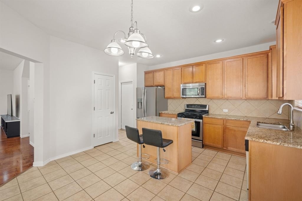 11412 Lemuel Ln - Photo 6