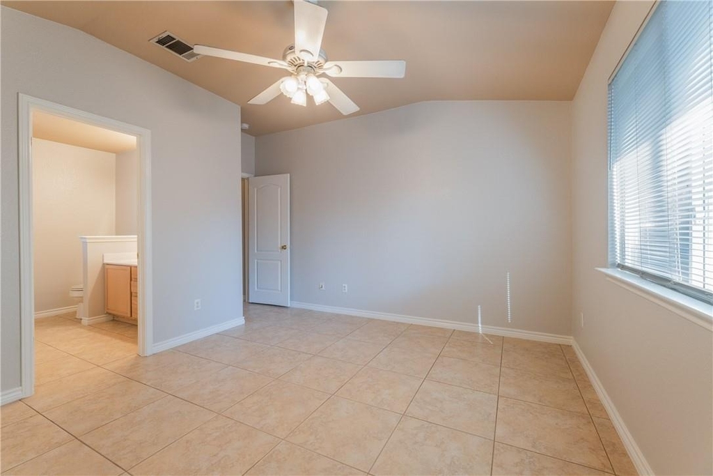 1506 Mayapple St - Photo 13