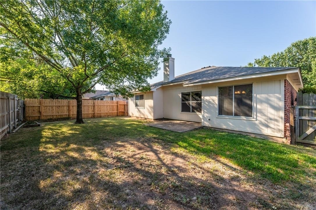1506 Mayapple St - Photo 25