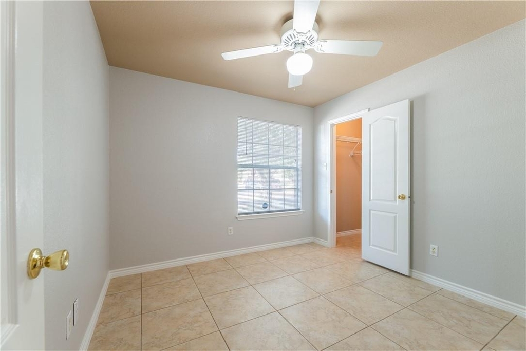 1506 Mayapple St - Photo 17