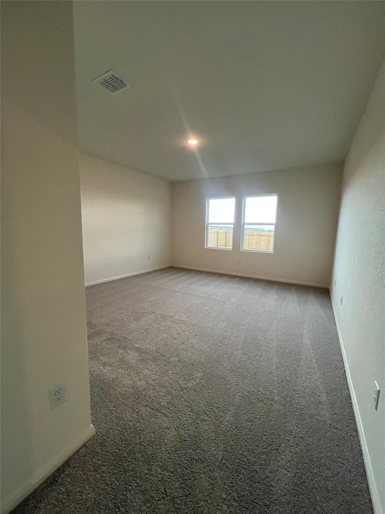 124 Rother Pl - Photo 10
