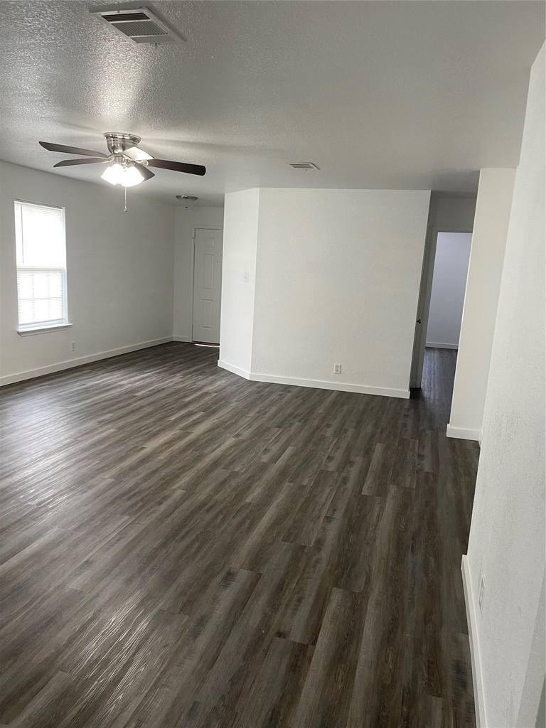 304 Will Ln - Photo 6