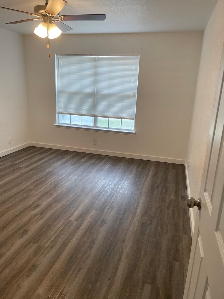 304 Will Ln - Photo 13