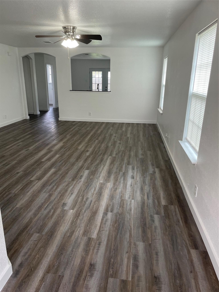 304 Will Ln - Photo 5