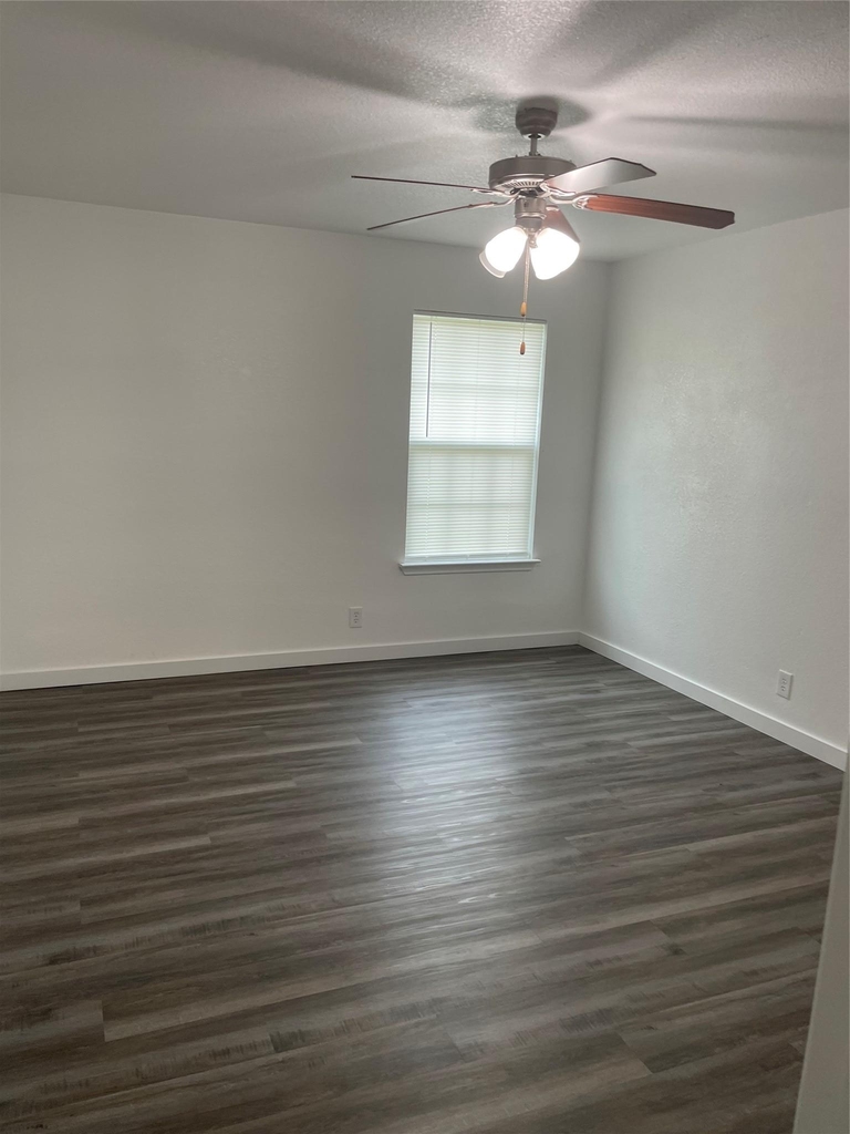 304 Will Ln - Photo 12