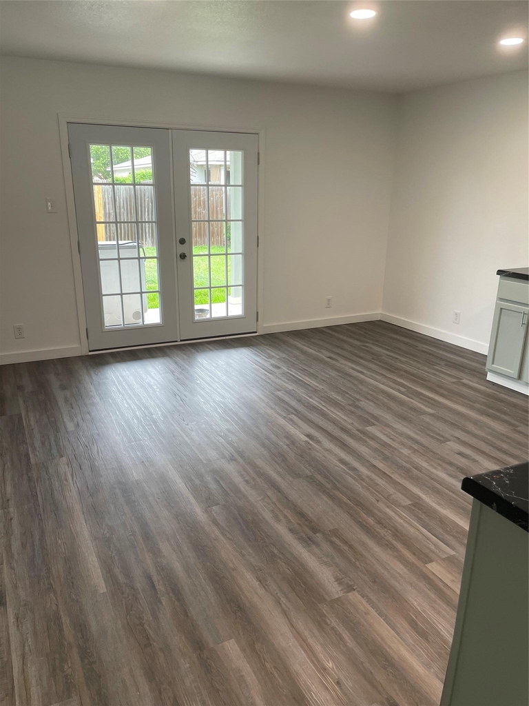 304 Will Ln - Photo 3