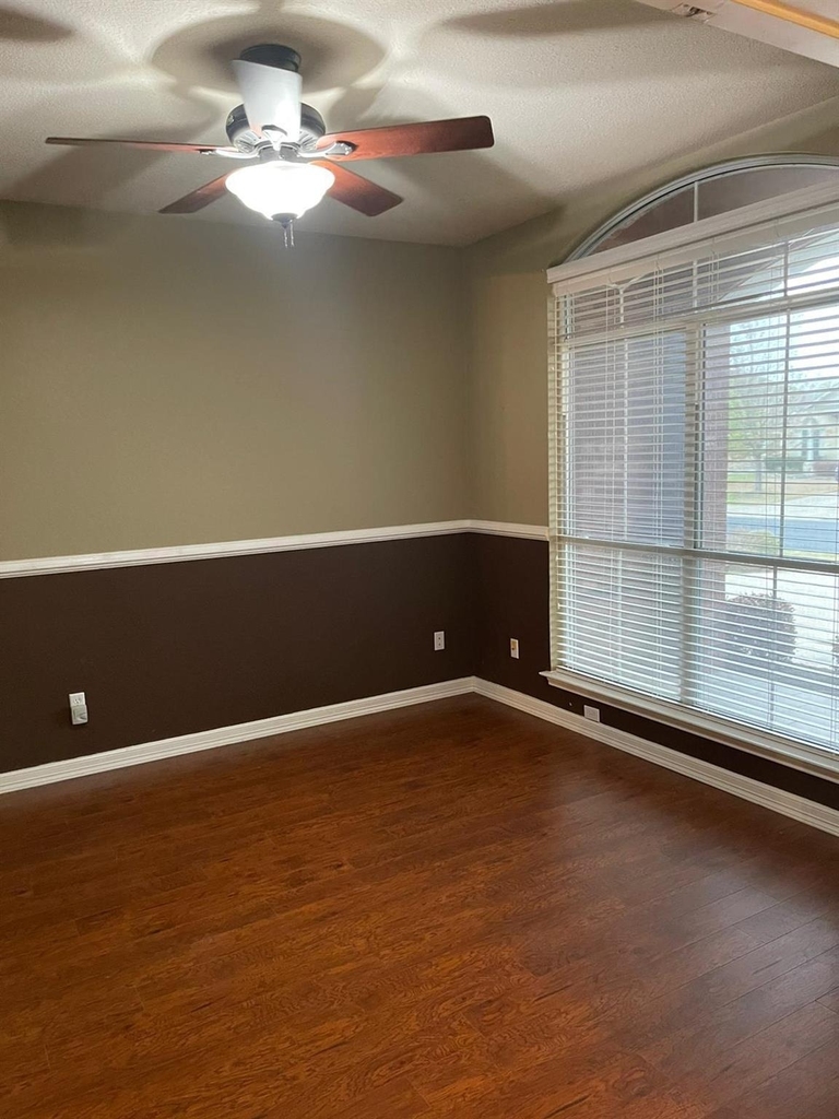 2516 Pearson Way - Photo 5