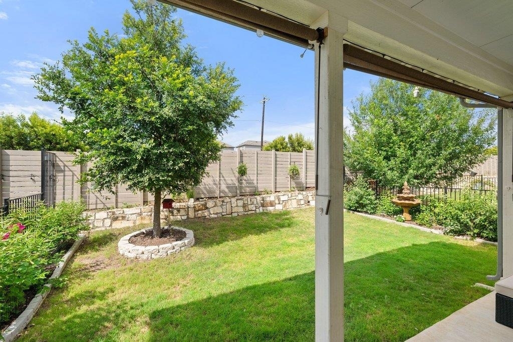 7403 Travertine Spring Dr - Photo 29